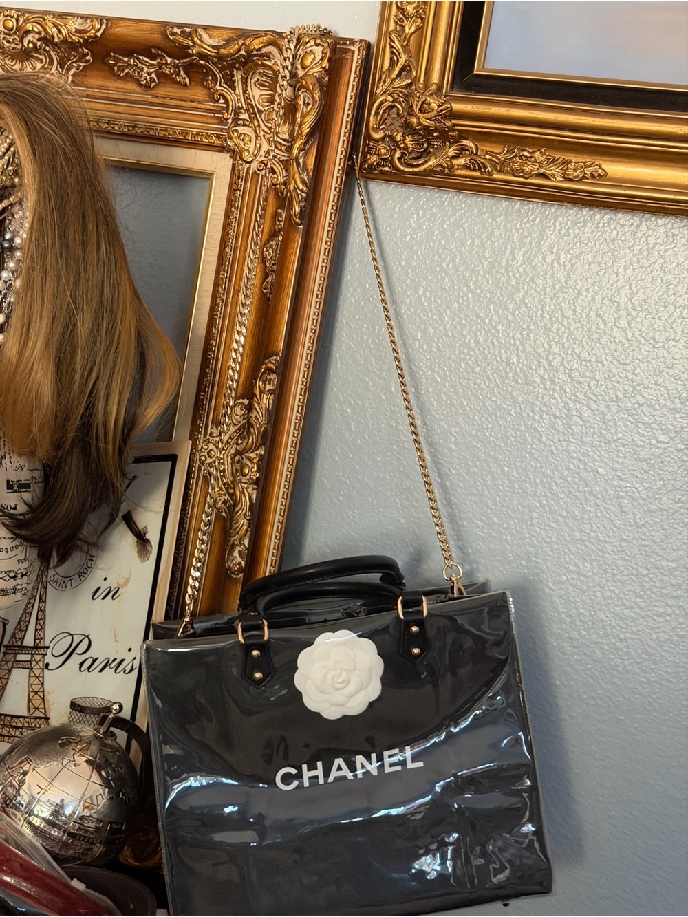 Source Unknown Black Patent Tote with White Camellia Accent